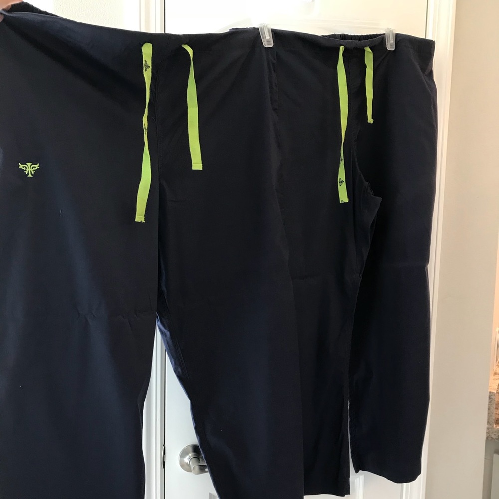 FOUR pair of NEW scrub bottoms